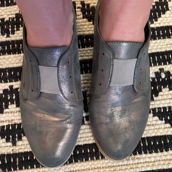 MIA Oxfords - Picture 8 of 8